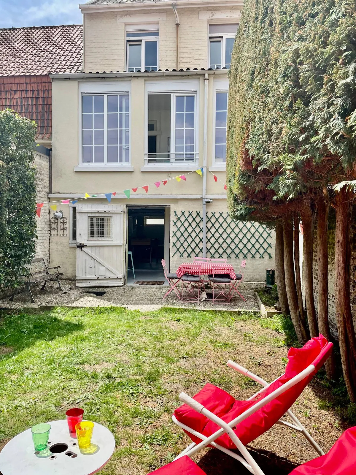Photo 3 de Villa berckoise des années 30, jardin et parking