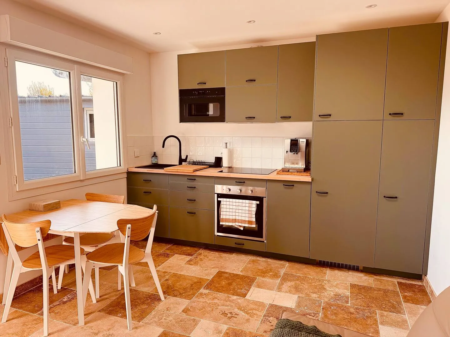 Photo 2 de Logement rénové au calme – baie des phoques