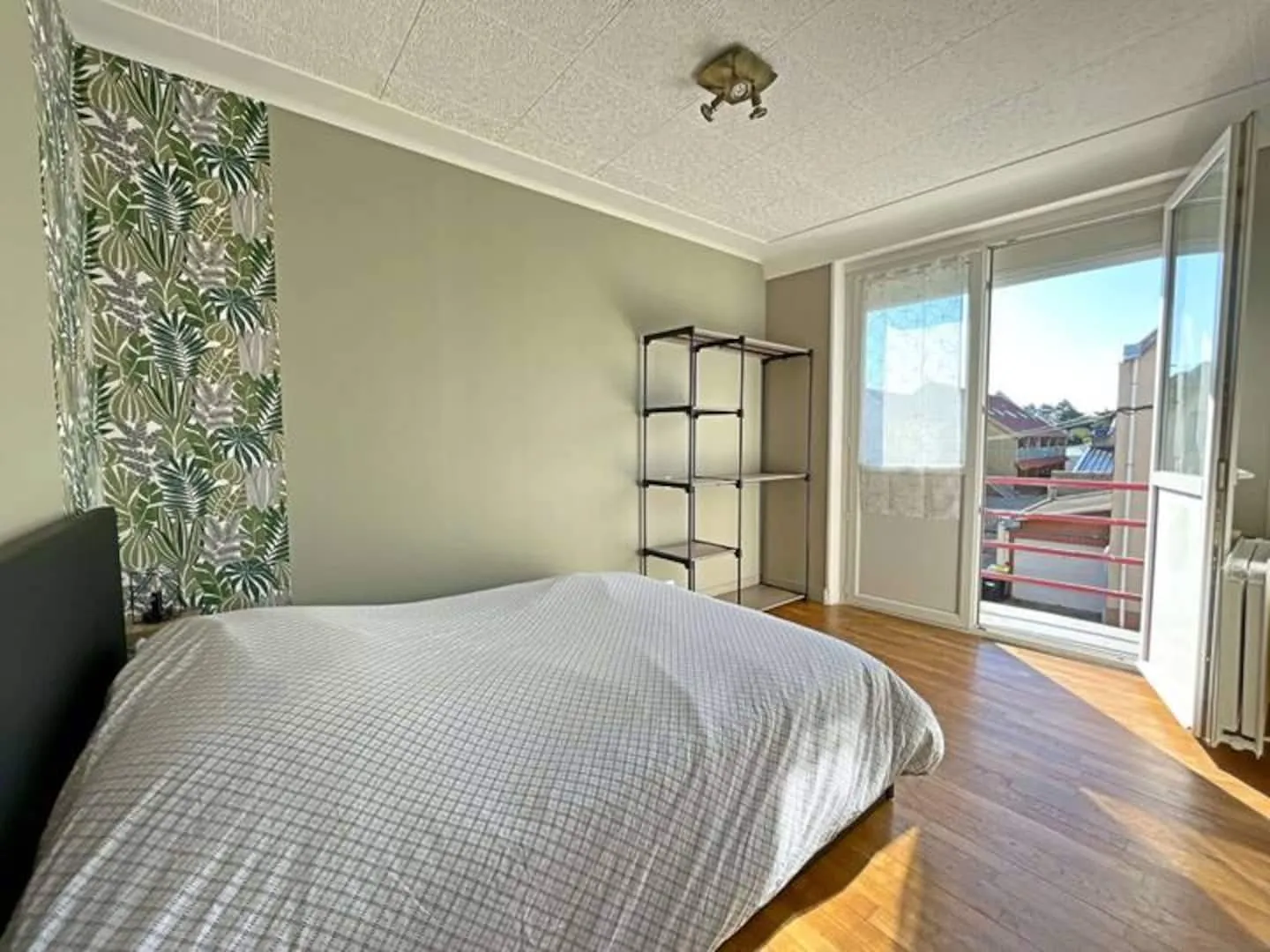 Photo 2 de Duplex de 63 m² au centre – plage à 8 min à pied